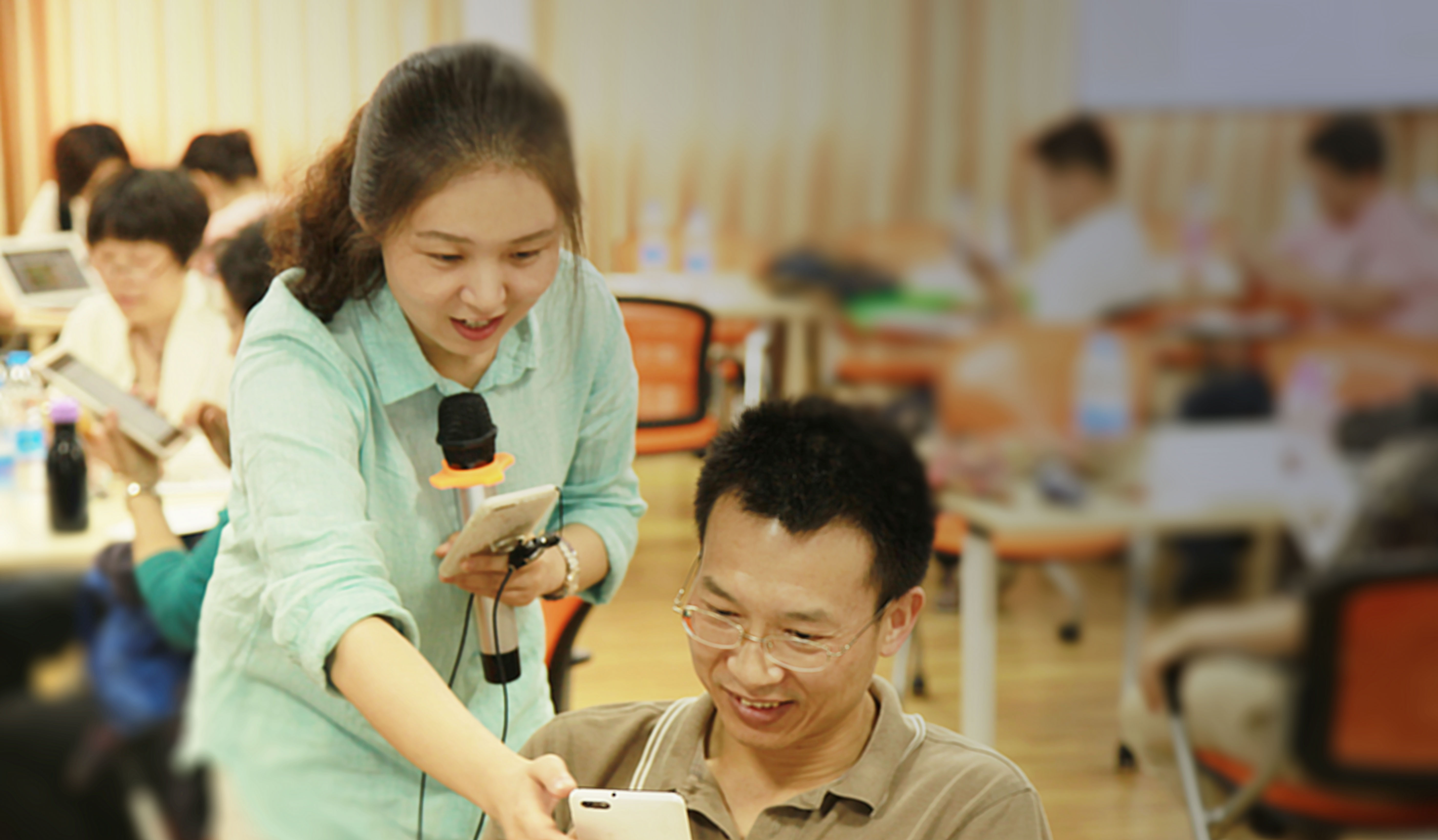 “微助教”示范课在武汉轻工大学精彩上演